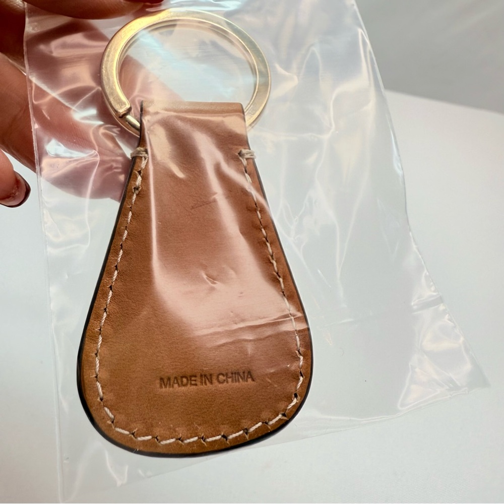 Vintage Dooney & Bourke Brown Leather Key Holder - Picture 5 of 6